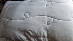 Подушка Sei Design Deluxe Белая Антиаллергенное волокно Чехол с молнией 70х70 см (4820182656163) фото от покупателей 13