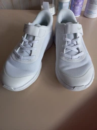 Детские кроссовки для девочки Nike Omni Multi-Court (Ps) DM9026-100 31 (0196149619590) фото от покупателей 1