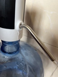 Електрична помпа для води BRS White диспенсер для бутильованої води USB зарядка автоматична подача 5–19 л фото от покупателей 7