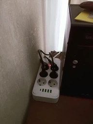 Мережевий фільтр 2.8 м Yiwu HP-5-27 подовжувач на 8 розеток з 3 USB 1 Type-C та кнопкою відключення F20U Білий (XIT-HP-5-27)