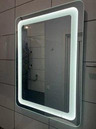 Дзеркало з LED підсвіткою SR-018 (600х800мм) фото від покупців 4