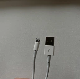 Кабель синхронизации зарядки для iPhone Lightning to USB Шнур для устройств Apple White 2М фото от покупателей 1