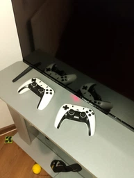 Игровая консоль M15 Pro 4K Game Stick 64GB, мини приставка с 20457 играми + два беспроводных джойстика, HD HDMI стик для телевизора фото от покупателей 13