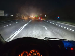 Комплект світлодіодних лінз HeadLight Y6D BI-LED H4 12/24V фото от покупателей 6