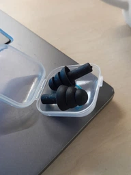 Беруши универсальные для плавания и от шума в пластиковом футляре Earplugs Yellow (желтый) фото от покупателей 1