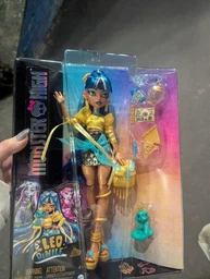 Кукла Monster High Core Refresh Cleo De Nile & Pet Cobra - Монстер Хай Клео Де Нил в золотой блузке с питомцем Коброй и аксессуарами (HXH74) - Игровой набор Mattel фото от покупателей 2