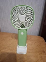 Міні портативний вентилятор USB перезаряджаємий із тримачем для телефона 3 швидкості персональний маленький настільний ручний рожевий фото від покупців 12