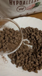 Сухий гіпоалергенний корм з кроликом Brit Care Weight Loss Hypoallergenic для собак з надмірною вагою 12 кг (8595602559169) фото від покупців 1