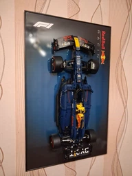 Арт Держатель Рамка на Стену 80x50 см. для Фирменного Конструктора Technic F1 Oracle Red Bull Racing RB20 (42206) Ред Булл Формула 1 Сезон 2024 - Type-A