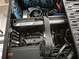 Відеокарта Gigabyte GeForce RTX 5070 Ti WINDFORCE OC SFF 16G (GV-N507TWF3OC-16GD) фото від покупців 6