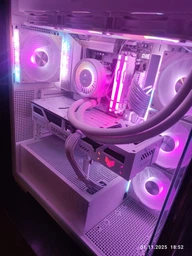 Видеокарта ASUS GeForce RTX5070 Ti 16GB TUF OC WHITE GAMING (TUF-RTX5070TI-O16G-WHITE-GAMING) фото от покупателей 1