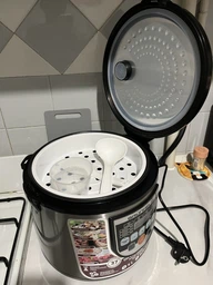 Мультиварка пароварака с LED екраном Grunhelm 900 Вт рисоварка на 10 программ, Черный фото от покупателей 8