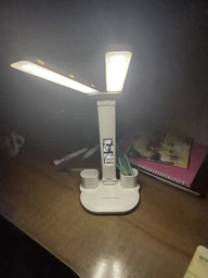 Светодиодная настольная лампа трансформер на аккумуляторе с дисплеем 12в1 Tech Lamp - многофункциональная с двойным источником света, календарем, термометром и держателем для ручек, белая