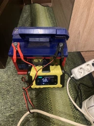 Автомобильное импульсное зарядное устройство Foxsur 12V 6A FBC1206D, автоматическое зарядное для аккумулятора фото от покупателей 3