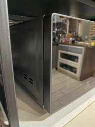 Микроволновая печь Electrolux EMZ421MMK