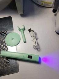 Лампа для манікюру акумуляторна ультрафіолетова УФ LED зі стійкою портативна для сушіння гель-лаку манікюру нарощування нігтів та експрес-сушіння 600 mAh год 5 Вт Біла фото від покупців 15