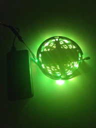 Розумна світлодіодна LED стрічка гірлянда Smart RGB 5050 з Bluetooth додатком + пульт. Комплект 5 метрів водостійкий працює від USB і Powerbank (Павербанка) чорна фото від покупців 4
