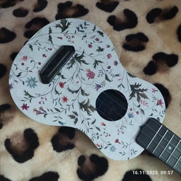 Укулеле сопрано Flight UTS-40 Flower Ultra Travel Ukulele