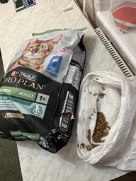 Сухой корм Purina Pro Plan Sterilised с кроликом для стерилизованных кошек и кастрированных котов 1,5 кг