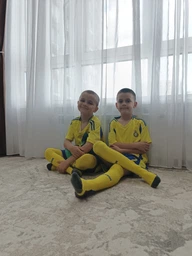 Форма футбольная детская Ronaldo (Роналдо) 7 Al-Nasr (Аль-Наср), сезон 24/25 с гетрами (размер 34-38), 26 размер, рост 140-145 см, желтая с синим