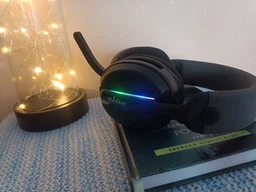 Ігрові навушники WALKER Bluetooth бездротові накладні повнорозмірні геймерська гарнітура USB з мікрофоном шумопоглинанням підсвіткою Hi-Fi звук RGB для ПК ноутбука телефона айфона Android iPhone стерео чорні + мішечек в подарунок фото від покупців 8