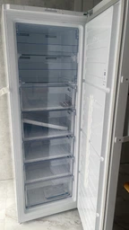 Морозильна камера Beko RFNE290L21W фото від покупців 1