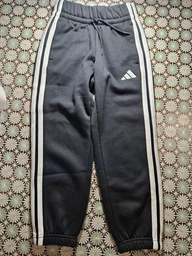 Подростковые спортивные штаны-джогеры для мальчика Adidas Essentials JJ3540 158-164 см Black (4067901460438)