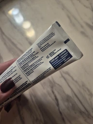 Зубная паста Essenta Pro Whitening Action 75 мл (8031447500060)