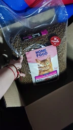Сухой корм HOME FOOD здоровая кожа и блеск шерсти для взрослых кошек "Индейка и лосось" Healthy Skin And Shiny Coat 1.6 кг