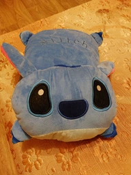 Подушка-плед декоративна STITCH