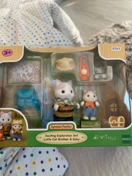 Набор фигурок Epoch Sylvanian Большая экспедиция 8 cm взрослые 4 cm дети (5054131057636) фото от покупателей 1