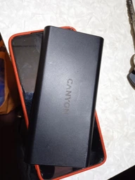УМБ Canyon PB-106 10000 mAh Black (CNE-CPB1006B)