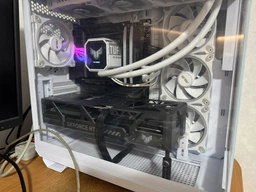 Система водяного охлаждения ASUS TUF Gaming LC III 360 ARGB LCD White Edition (90RC01A2-B0EAY0) фото от покупателей 5