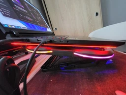 Охолоджуюча підставка для ноутбука Dyxon MEGAFREEZE 19 Gaming Pro Semiconductor RGB Black (DXNMGFGPS19B) фото від покупців 10
