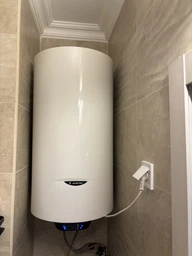 Водонагреватель Ariston круглый BLU1 ECO PL DRY, 80л, 1,8кВт фото от покупателей 9