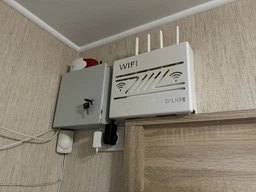 Тримач полиця підставка органайзер для роутера COLNSE L Білий фото від покупців 1