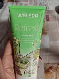 Цитрусовый освежающий гель для душа Weleda 200 мл (7611916124501)