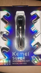 Аккумуляторная машинка для стрижки волос и бороды усов Kemei KM-600 набор со насадками беспроводная триммер GS-2452