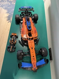 Конструктор Technic Перегоновий автомобіль McLaren Formula 1, 1432 деталей (2994250314094) фото від покупців 1