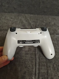 Бездротовий геймпад Sony DualShock 4 White для PS4/PC/Смартфону фото від покупців 1