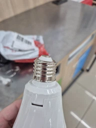 LED Лампочка со съемным аккумулятором 2 x 18650 20w фото от покупателей 1