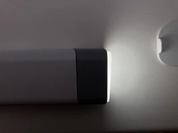 Розумна настільна світлодіодна лампа 3в1 з вбудованим акумулятором та PowerBank