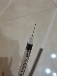 Шприц инсулиновый Medicare 1 мл U-100 с иглой 0.33 x 13 мм 29G x 1/2'' Bio-Med №100 (S-3SI1,0) фото от покупателей 1