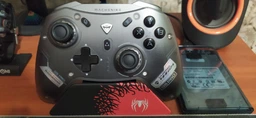 Підставка Marvel`s Spider-Man для геймпаду Xbox Series / One