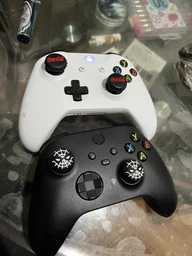 Силиконовые накладки на стики Coca Cola (Black) для геймпадов Sony DualShock PS4 / DualSense PS5 / Xbox Series|One / Pro Controller (2шт.) фото от покупателей 4