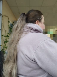 Хвост с искусственными волосами Glamour шатен со светлими концами, 60 см фото от покупателей 3