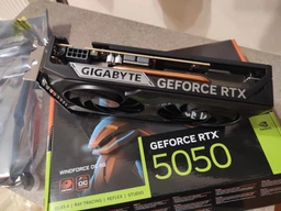 Видеокарта Gigabyte GF RTX 5050 8GB GDDR6 WindForce OC V2 (GV-N5050WF2OCV2-8GD) фото от покупателей 2