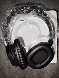 Наушники JBL Tune 720BT беспроводные Bluetooth, 76 часов работы, складные, черный (JBLT720BTBLK) фото от покупателей 2
