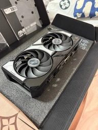 Відеокарта ASUS GeForce RTX5060 8Gb DUAL OC (DUAL-RTX5060-O8G) фото від покупців 12