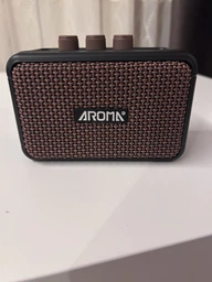 Комбоусилитель портативный для электрогитары Aroma AG-04, Bluetooth, 5 ватт фото от покупателей 1